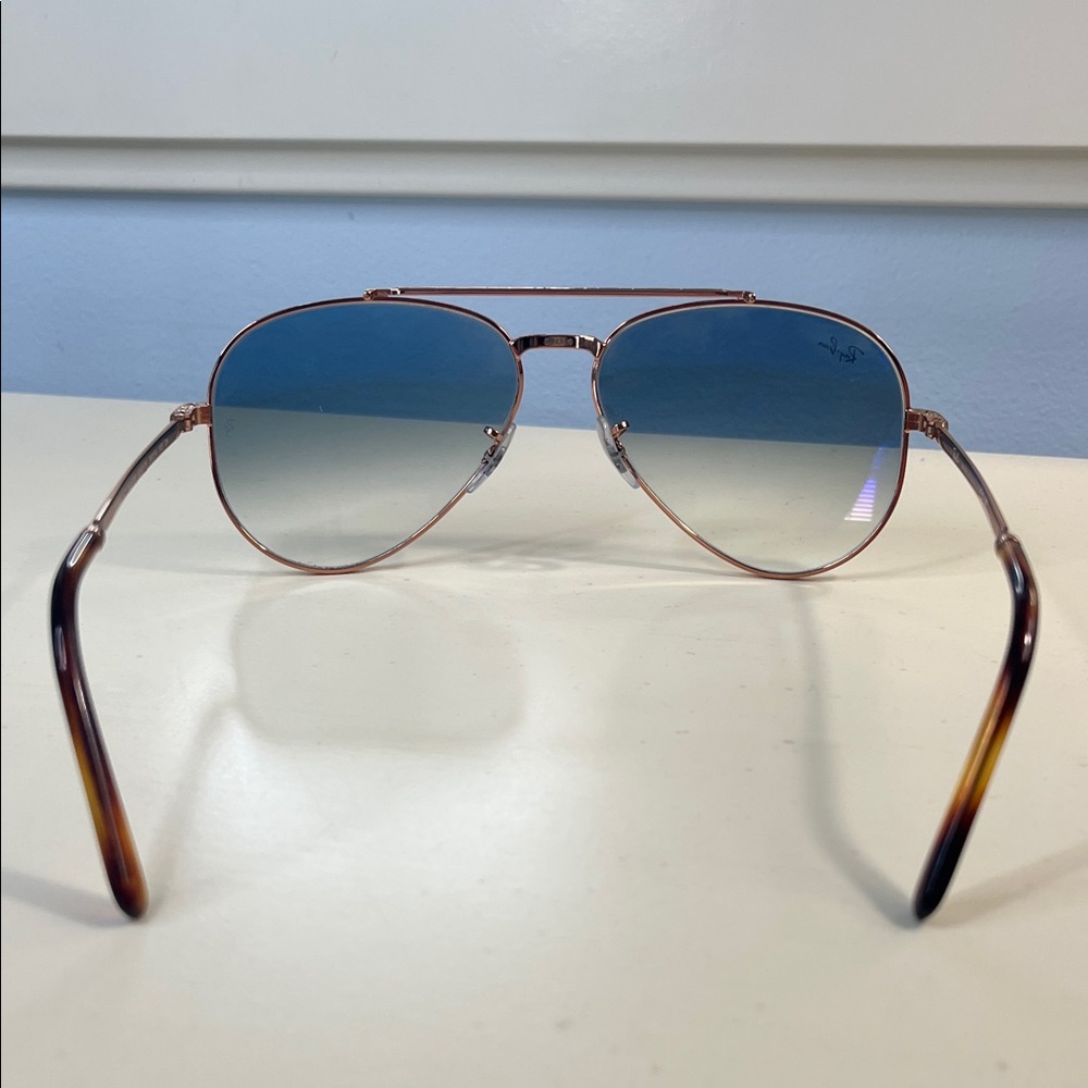 Ray-Ban Aviator Sunglasses - Picture 3 of 6